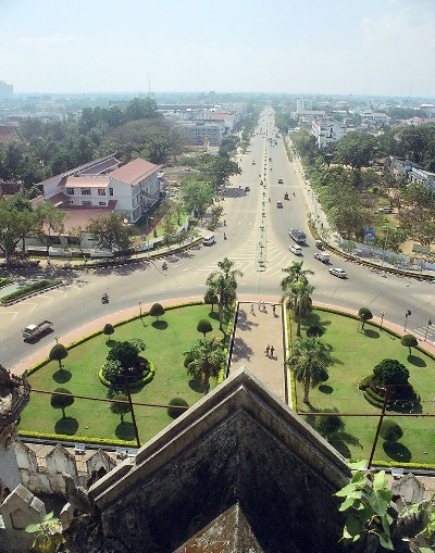 patuxay4 - Patuxay – Khải hoàn môn ở Viên Chăn