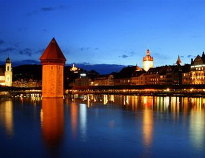 kapell - Kapell - "cầu nhà nguyện" ở Lucerne