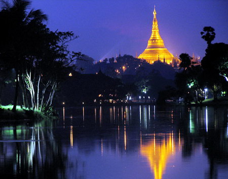 shwedagon13 - Lộng lẫy chùa Vàng Shwedagon